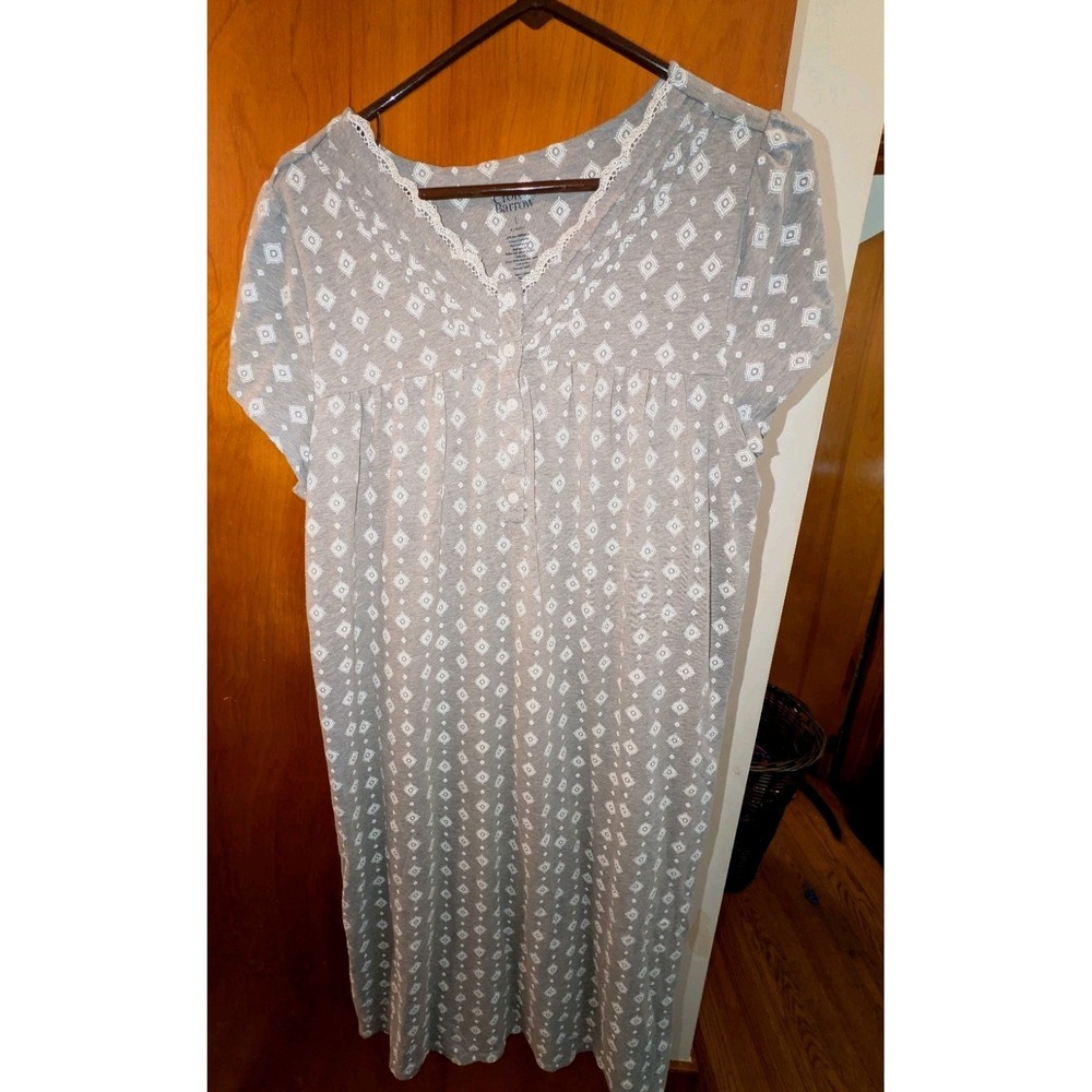 Croft and Barrow Women's Gray SS Nightgown Geometric Granny Cottage Core Size LG
